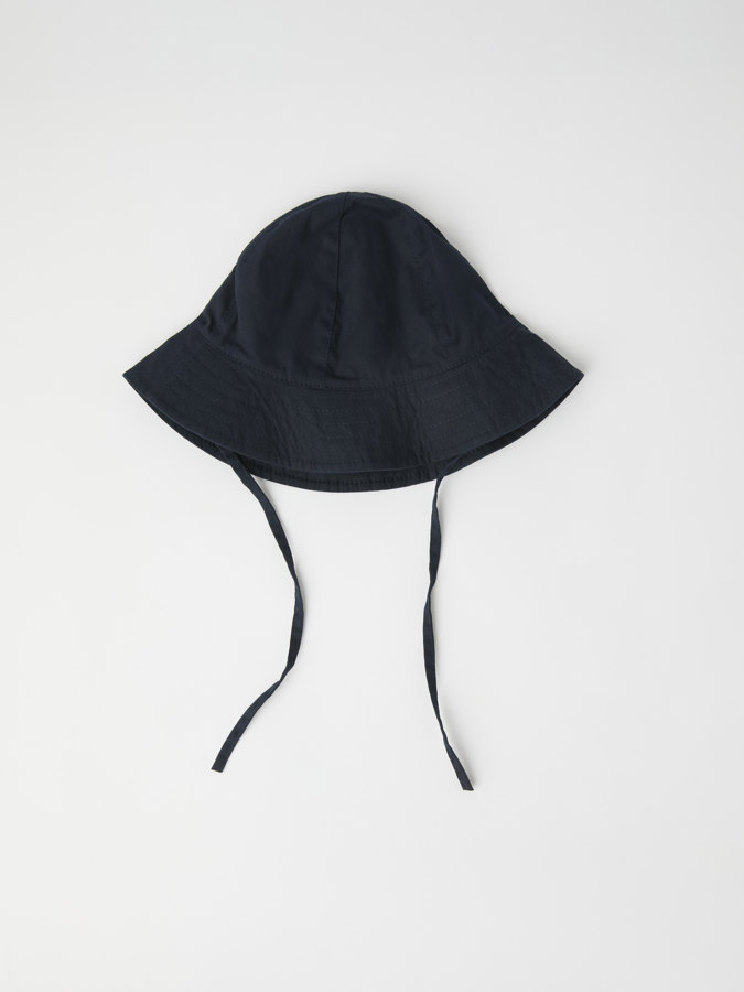 Vävd solhatt med UV-skydd