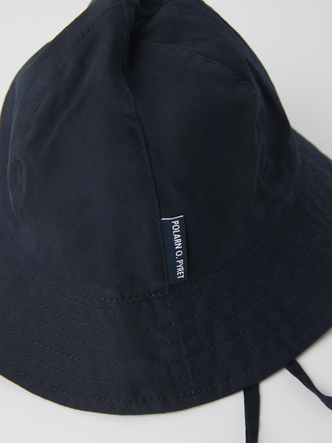 Vävd solhatt med UV-skydd