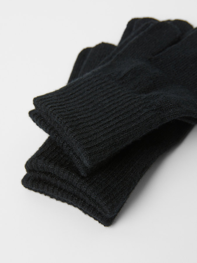 Stickade fingervantar 2-pack