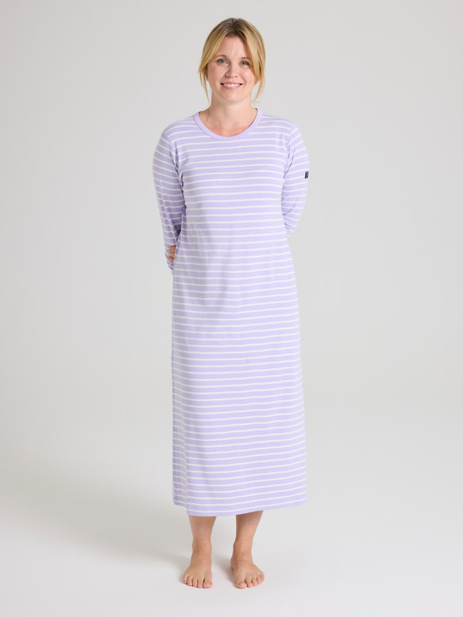 Vuxen nattlinne randigt Vuxen nattlinne randigt