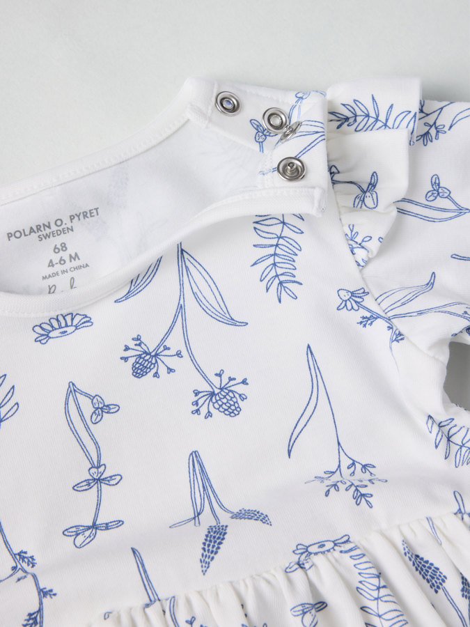 Klänning med body blommor Klänning med body blommor