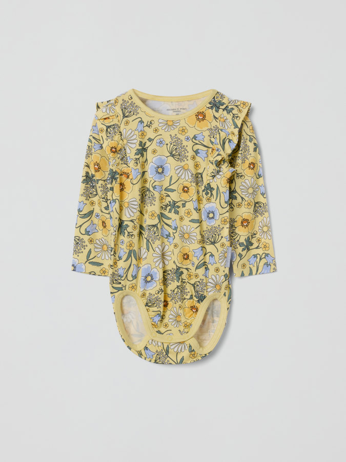 Body med volanger blommor