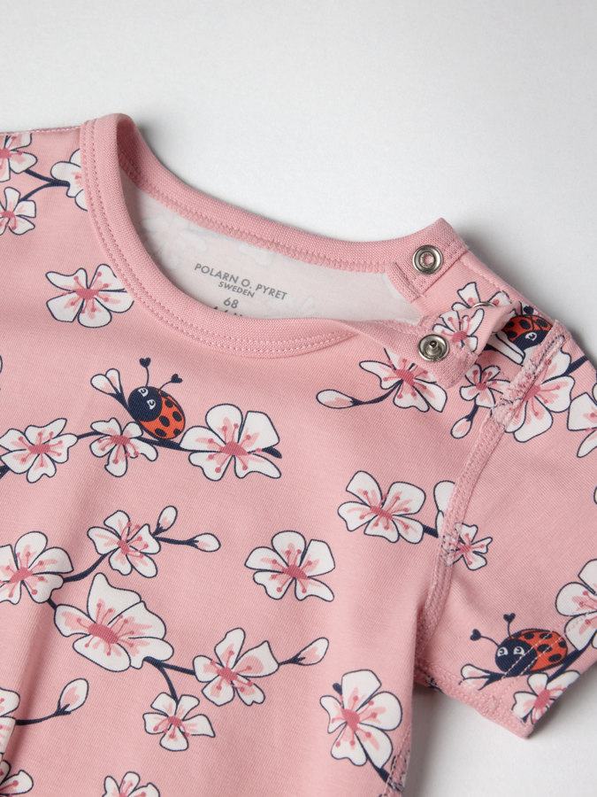 Kortärmad body körsbärsblom Kortärmad body körsbärsblom