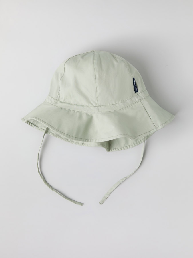 Vävd solhatt med UV-skydd