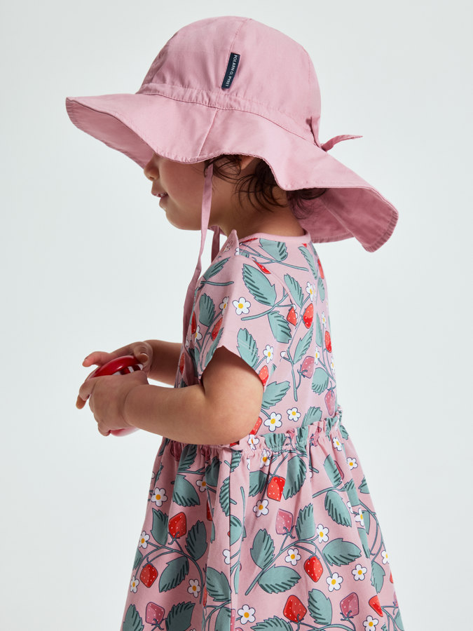 Vävd solhatt med UV-skydd