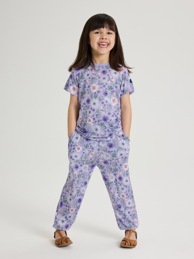 Byxa med fickor blommor