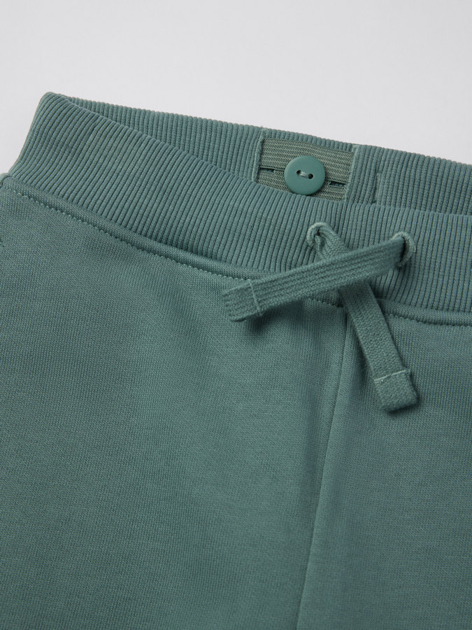 Mjukisbyxa med fickor